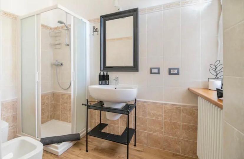 B&B La Dolce Casa Lago Di Como Кремия Экстерьер фото